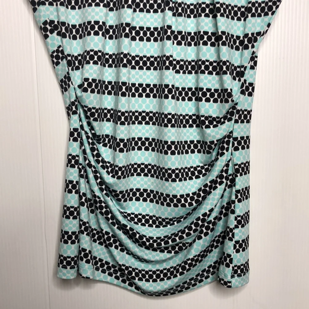New York & Company Green Polka Dot Sleeveless Top XS NEW - Picture 3 of 8